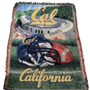 Cal California Stadium Throw Blanket